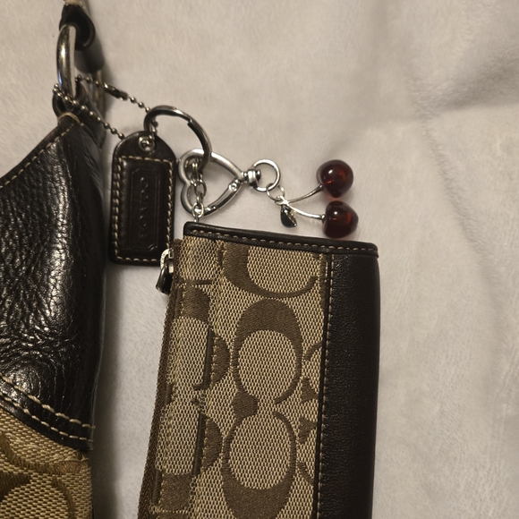 Coach Brown Signature Shoulder Bag With Leather Trim And Matching Card Holder - Picture 9 of 14